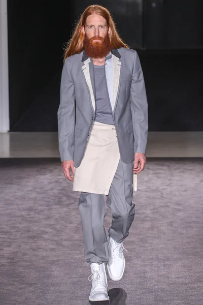 Look 4